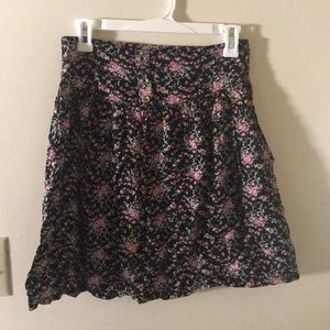 High wasted floral skirt
